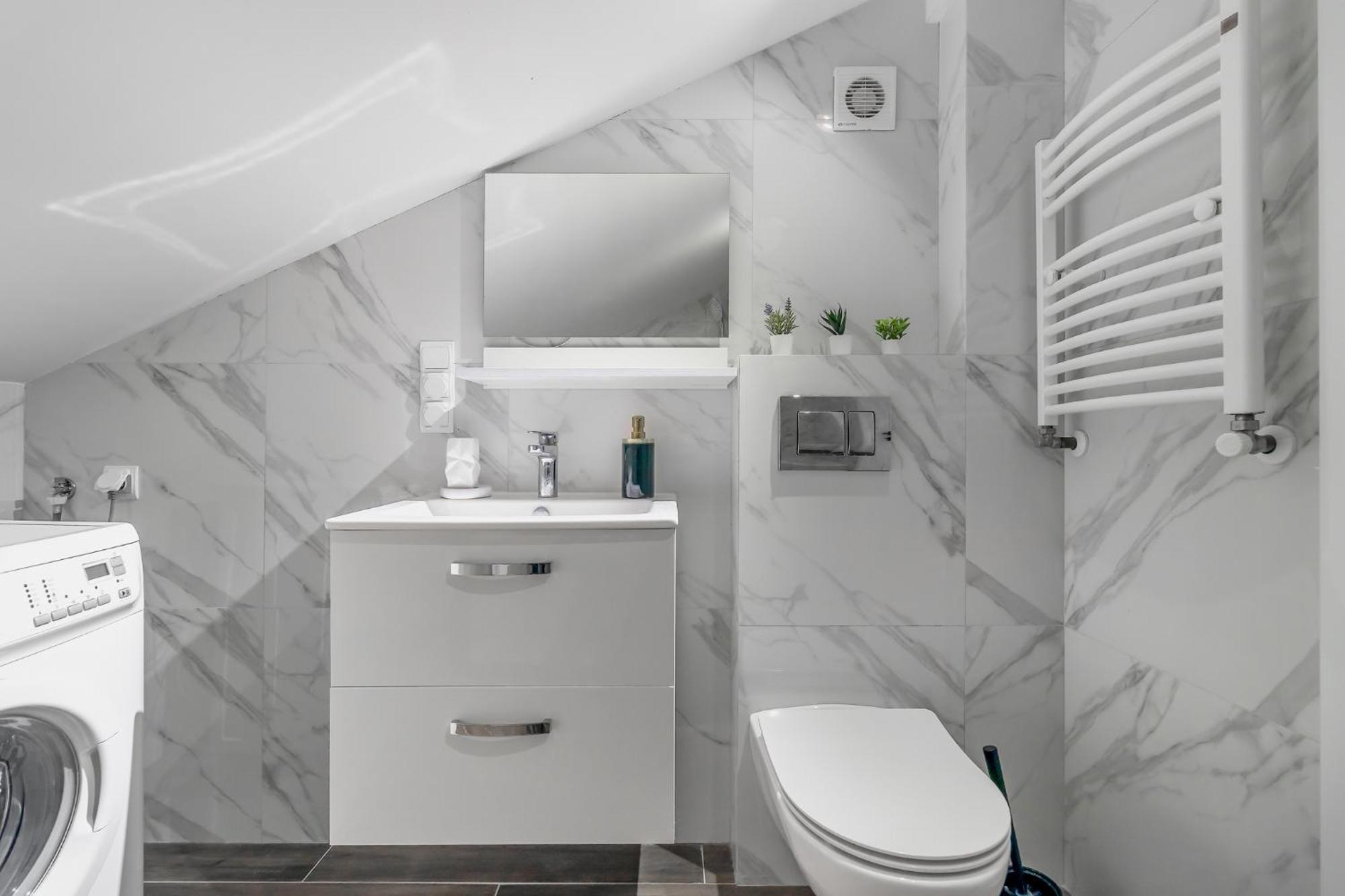 Close-Ga- Cozy Apartments - Marcinkowskiego วอร์ซอ ภายนอก รูปภาพ
